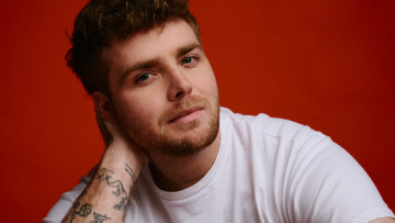 Alex Warren