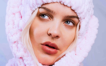Anne-Marie